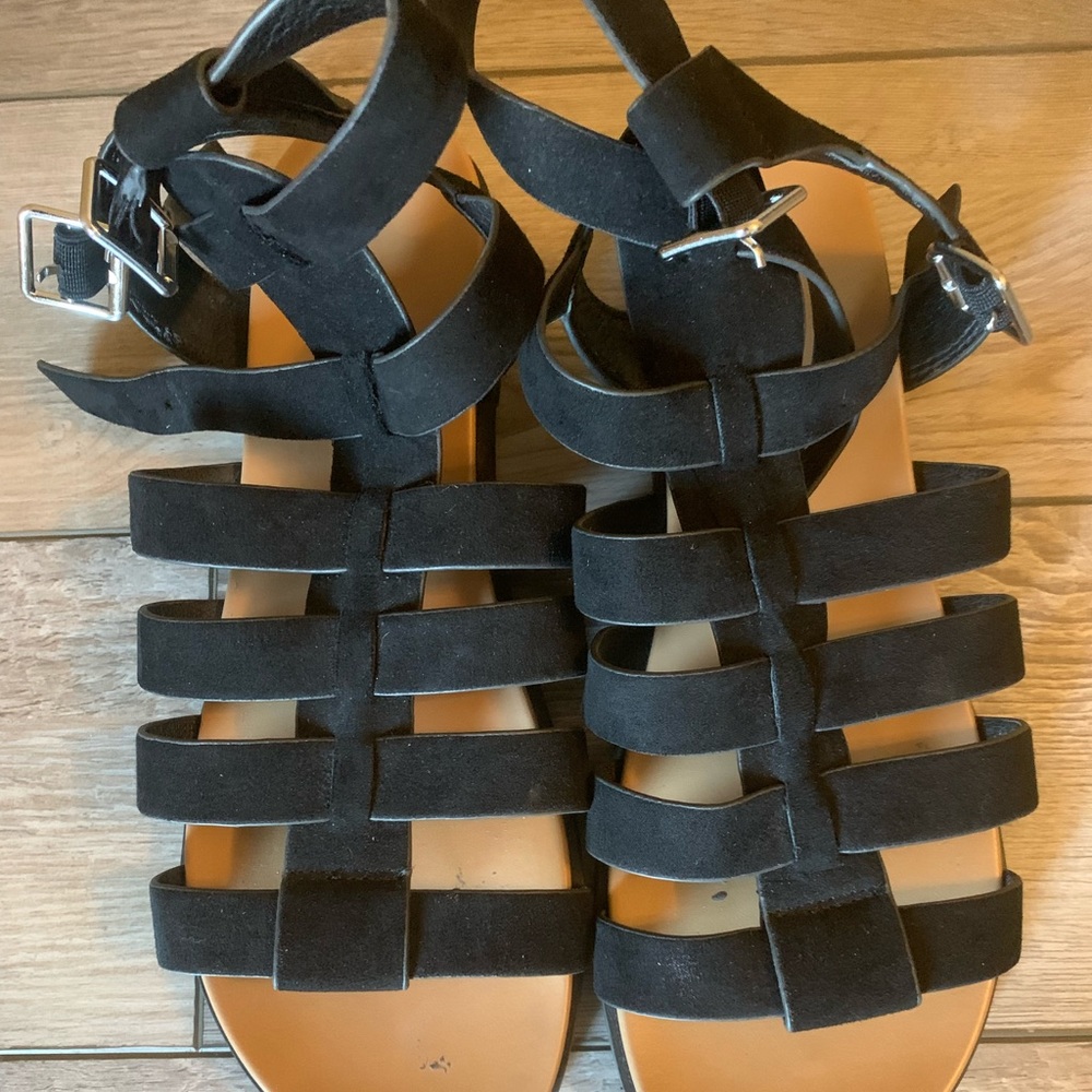 Women’s gladiator sandals